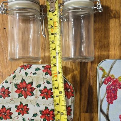 Metal Tins & Hanging Easter Deco