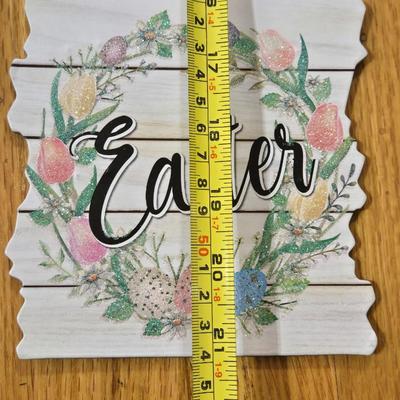 Metal Tins & Hanging Easter Deco