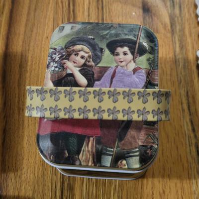 Metal Tins & Hanging Easter Deco