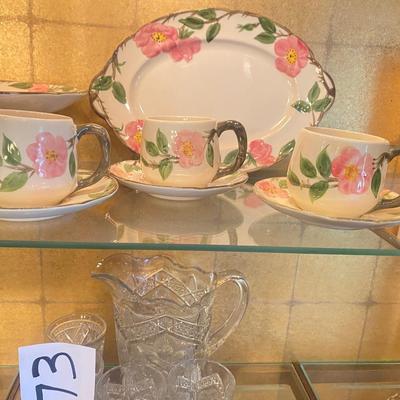 FRANCISCAN DINNERWARE PIECES