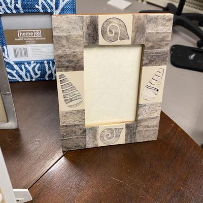 Lot of 6 beach themed picture frames
