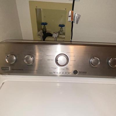 MAYTAG WASHING MACHINE