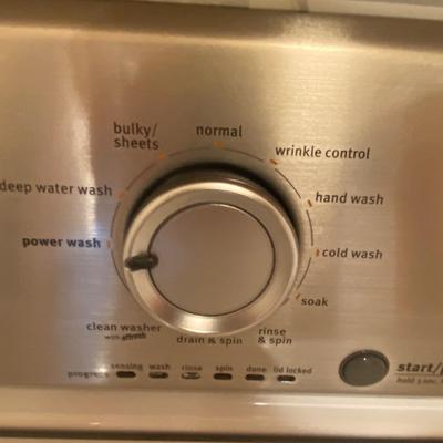 MAYTAG WASHING MACHINE