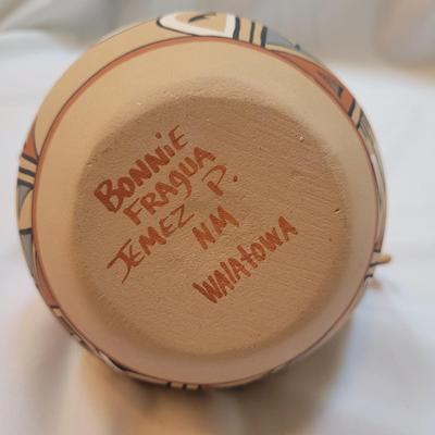 Bonnie Fragua Jemez Pottery (SR-EL)