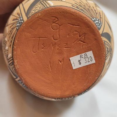 Pueblo Pottery and Literature (SR-EL)
