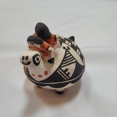 Pueblo Pottery and Literature (SR-EL)