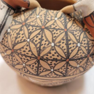 Pueblo Pottery and Literature (SR-EL)