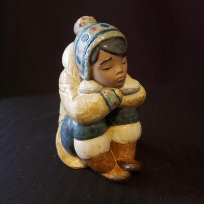 Lladro "Pensive Eskimo Boy" & Nuvuk Igloo & More (O-KD)