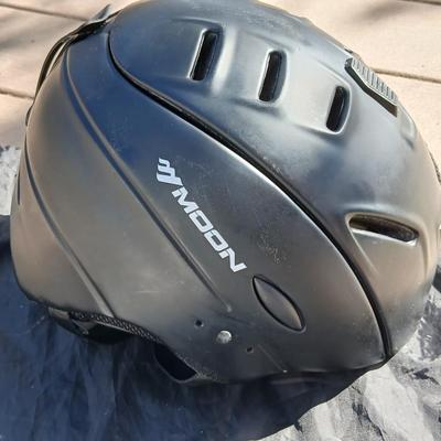Moon Adult Ski Helmet -Adjustable - Skating helmet - Snowboard Helmet with Scott Snow Sport Googles and storage bags for both