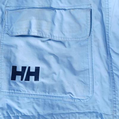 Nice H/H Helly Hansen Size L Ski / snow jacket with Size L Mountain horse riding wear/ ski /snow pants with packs of hot hands