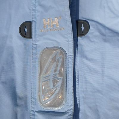 Nice H/H Helly Hansen Size L Ski / snow jacket with Size L Mountain horse riding wear/ ski /snow pants with packs of hot hands