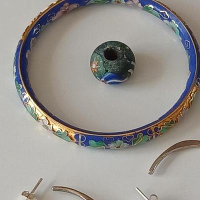 Vintage Cloisonne Bangle, Chinese Cloisonne Bangle bracelet with earrings and a trade bead