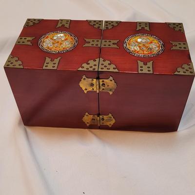 Two Asian Jewelry Boxes and Divider Screen (SR-EL)