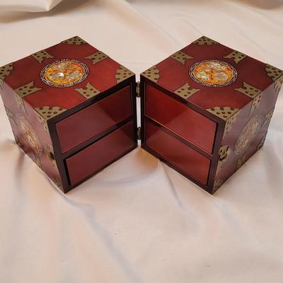 Two Asian Jewelry Boxes and Divider Screen (SR-EL)