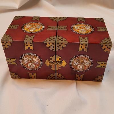 Two Asian Jewelry Boxes and Divider Screen (SR-EL)
