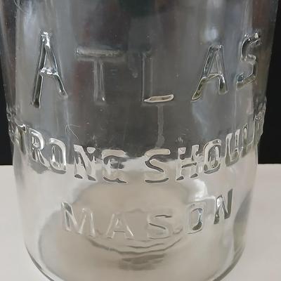 Vintage Half Gallon Atlas Strong Shoulder Mason Jar with Presto Jar metal and glass Lids