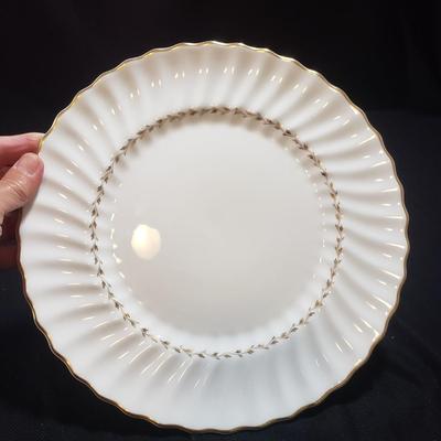 Royal Doulton-Adrian Style 12 pc China Set (O-KD)