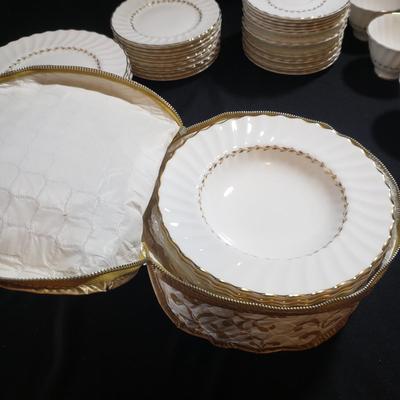 Royal Doulton-Adrian Style 12 pc China Set (O-KD)