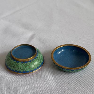 Three Cloisonné Enamel Trinket Boxes (GB-DZ)