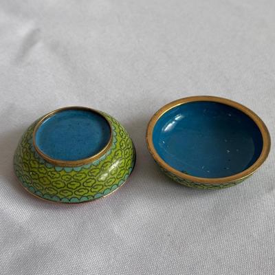 Three Cloisonné Enamel Trinket Boxes (GB-DZ)