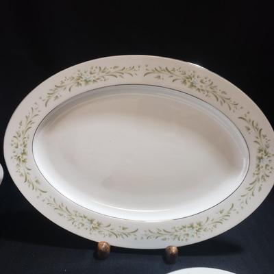 Four Crown 7 pc China "Claridge" (O-KD)