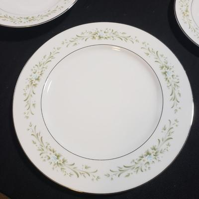 Four Crown 7 pc China "Claridge" (O-KD)