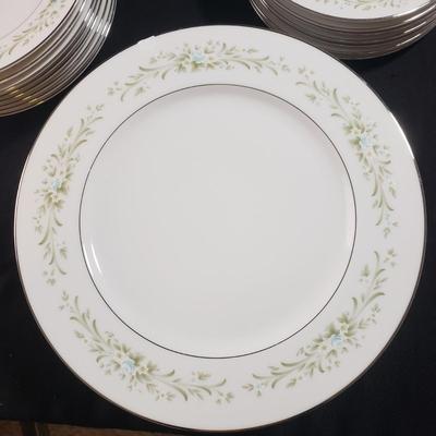 Four Crown 7 pc China "Claridge" (O-KD)