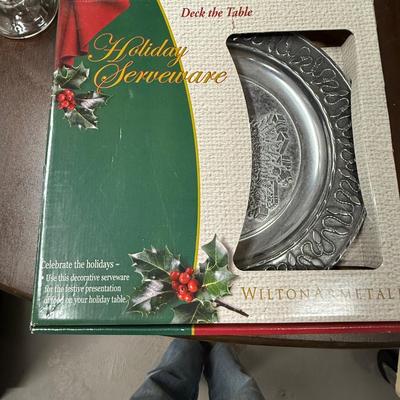 Wilton holiday serveware, unused