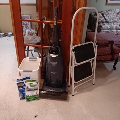 KENMORE INTELI CLEAN VACUUM, FOLDING STEP STOOL AND TRASH CAN