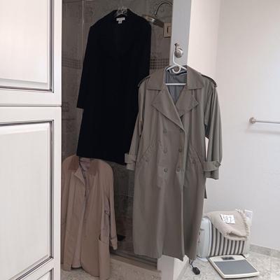 LADIES WOOL AND TRENCH COAT STYLE COATS