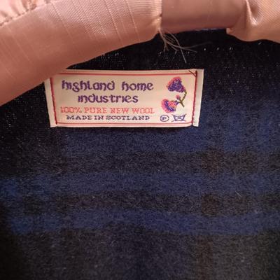 LADIES WOOL WRAP AND LIGHT JACKET SIZE 1X