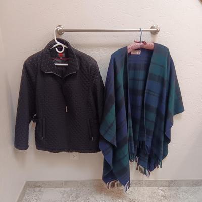 LADIES WOOL WRAP AND LIGHT JACKET SIZE 1X