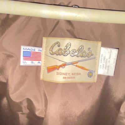 CABELA’S MEN’S DOUBLE LINED CAMOUFLAGE JACKET.