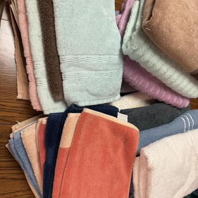 Assorted Towels w/Hand Towels