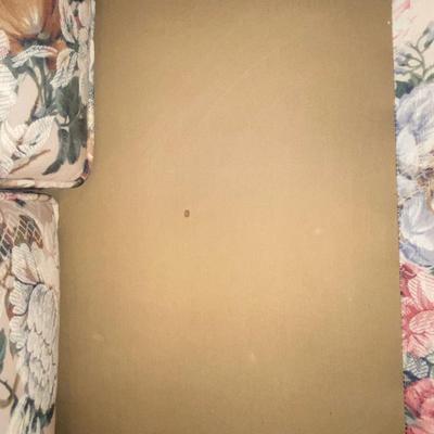 LIKE NEW FLORAL PRINT LOVESEAT