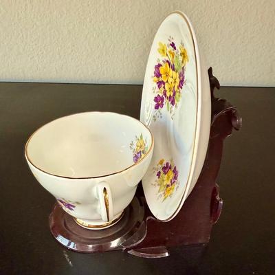 Pair of Westland Plastics Tea Cup and Saucer Plastic Display Stands