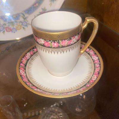 ANTIQUE PIECES OF CHINA