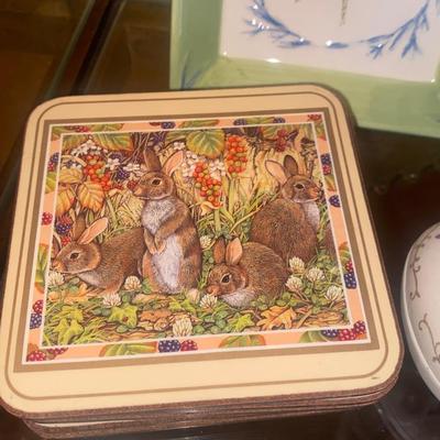 EASTER DECOR AND COLLECTIBLES