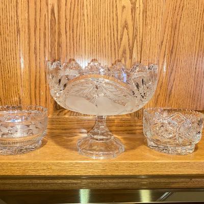 GLEAMING CUT LEAD CRYSTAL PEDESTAL BOWL & 2 CONDIMENT BOWLS