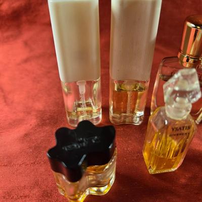 Group of 7 Salesman Sample Parfumes