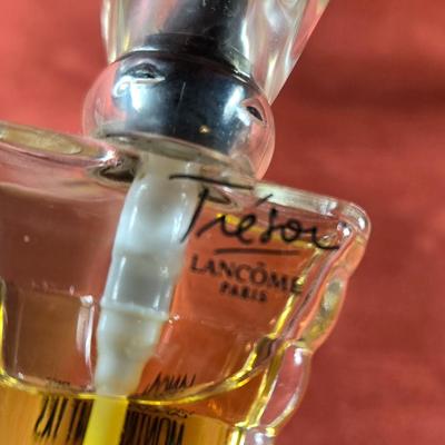 Tre'sor Parfumes by Lancome of Paris