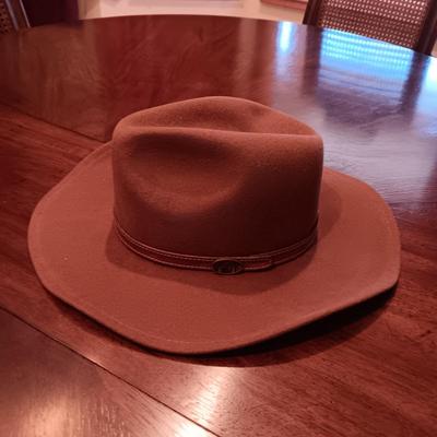 MEN'S STETSON GOLF HAT AND A BAILEY FELT WESTERN STYLE HAT SIZE SMALL