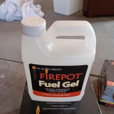 2 FIREPOTS AND FUEL GEL