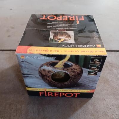 2 FIREPOTS AND FUEL GEL