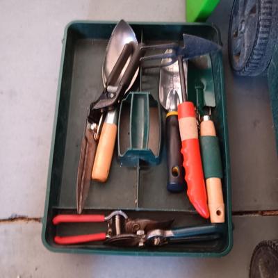 AMES LAWN BUDDY WITH GARDENING TOOLS