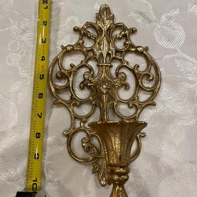 1 metal gold candle holder