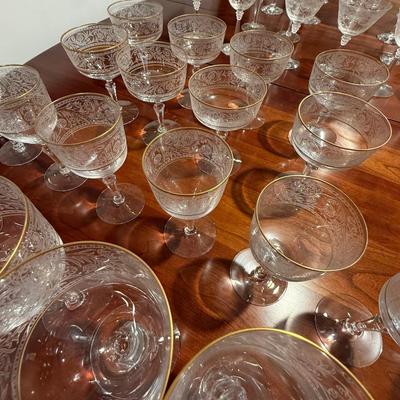 Gorgeous set of gold rimmed 1960’s Fostoria