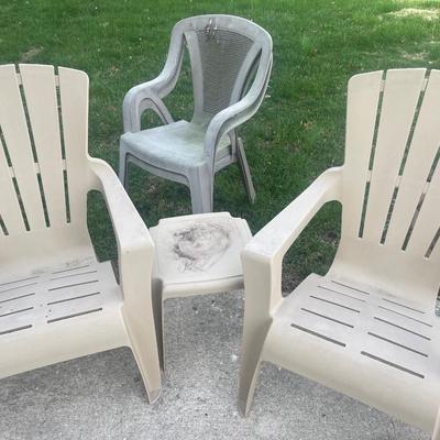 Outdoor Chairs - Plastic