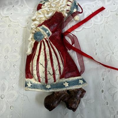 LOT OF 4 AMERICA SANTA