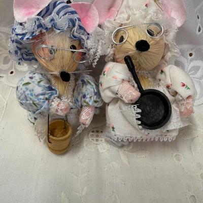 Pair of Vtg Kurt Adler Corn Hust Baker Mouse